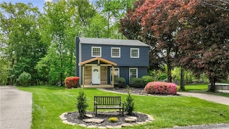 150 Dover Dr, Coraopolis, PA 15108