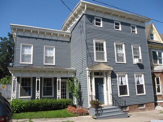 19 Union St, Hudson, NY 12534