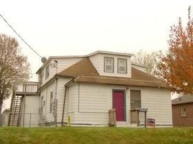614 Douglas Ave, Des Moines, IA 50313