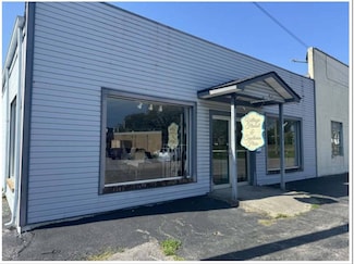 111 Maple St, Russell Springs, KY 42642