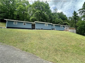 282 Hidden Valley Rd, Chapmanville, WV 25508