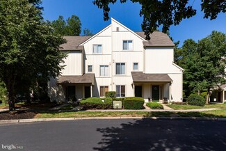 150 Woodlake Dr Unit 142, Marlton, NJ 08053