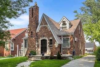 8304 Pinehurst St, Detroit, MI 48204