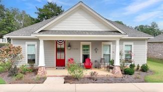 1098 County Road 90, New Albany, MS 38652