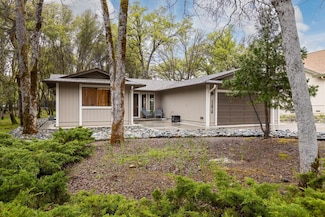 12828 Lake Wildwood Dr, Penn Valley, CA 95946