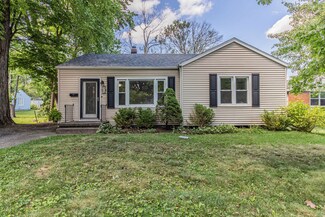 414 Hessel Blvd, Champaign, IL 61820