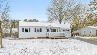 26 East Rd, South Glens Falls, NY 12803