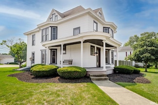 400 S Prairie St, Brookston, IN 47923