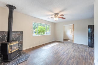 1535 Provo Ave, Shasta Lake, CA 96019