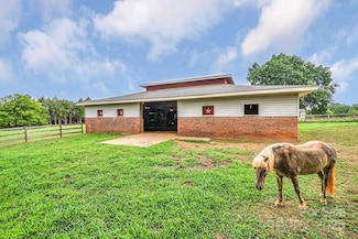 1900 Monterosa Rd, Concord, NC 28025
