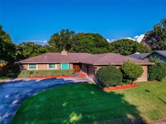 856 Village Way, Palm Harbor, FL 34683