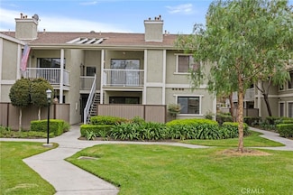 1111 Packers Cir Unit 27, Tustin, CA 92780