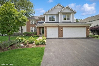 534 Capital Ln, Gurnee, IL 60031