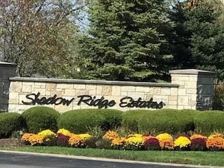 215 Forest Edge Dr, Palos Park, IL 60464