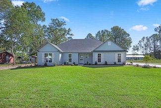 1504 Bay Tree Rd, Nashville, GA 31639