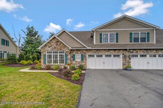 16 Avalon Rd, South Abington Township, PA 18411