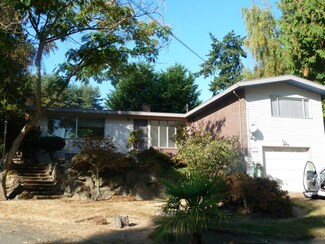 1942 SW 165th St, Burien, WA 98166