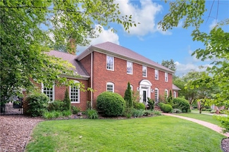 900 Mcdowell Dr, Greensboro, NC 27408