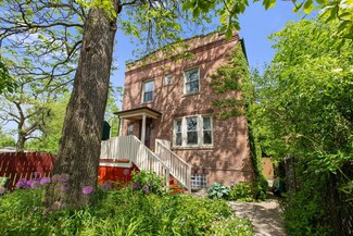 5733 N Jersey Ave, Chicago, IL 60659