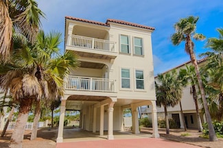 1818 Sunset Dr, Saint George Island, FL 32328