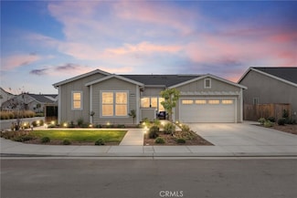 9413 Hill Springs Ln, Shafter, CA 93263