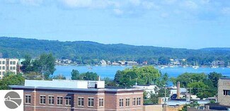 121 Rivers Edge Dr Unit 3500, Traverse City, MI 49684
