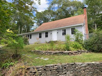 156 Durham Rd, Freeport, ME 04032