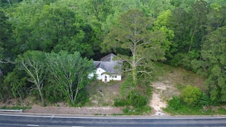 709 S Houston Ave, Livingston, TX 77351