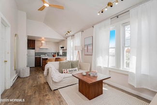 606 17th Ave Unit (Front), Belmar, NJ 07719