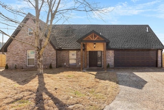 31 Summerland Ct, Little Rock, AR 72227