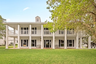 7023 Wolters Rd, Schulenburg, TX 78956