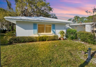1832 University Place Unit 23, Sarasota, FL 34235