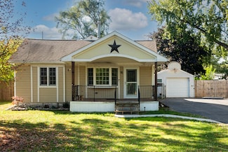 85 Doremus Ave, Waterford, MI 48328