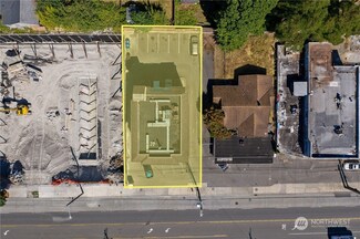 10532 Greenwood Ave N, Seattle, WA 98133
