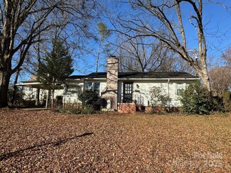 2209 Norcross Place, Charlotte, NC 28205