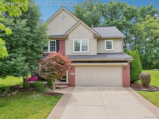46533 Woodside Dr Unit 30, Canton, MI 48187