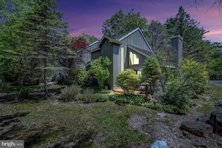 16 Free Style, Lake Harmony, PA 18624