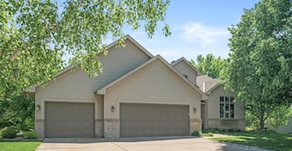 13584 Aspen Dr, Rogers, MN 55374