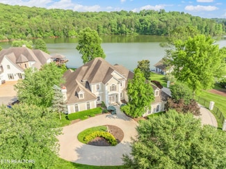920 Harbor Pointe Way, Knoxville, TN 37922