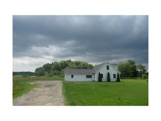 6020 Fenkell Rd, Andover, OH 44003