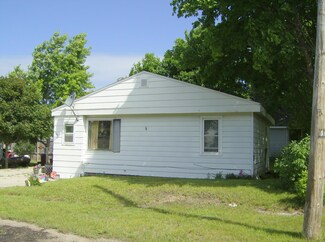 345 Goudreau St, Saint Ignace, MI 49781
