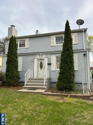 484 E Ridgewood Ave, Paramus, NJ 07652