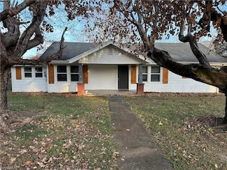 210 Little Arcadia Dr, Elkin, NC 28621