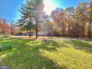 183 Crossover Ln, Moorefield, WV 26836