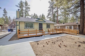 632 E Meadow Ln, Big Bear City, CA 92314