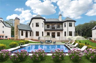 10745 Shallowford Rd, Roswell, GA 30075