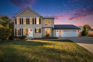 475 W Trillium Cir, Saint Joseph, MI 49085