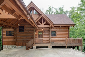 200 Blue Gill Dr, Lake Lure, NC 28746