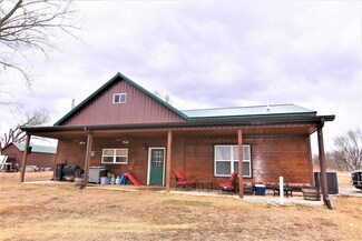 28485 County Rd, Carrollton, MO 64633