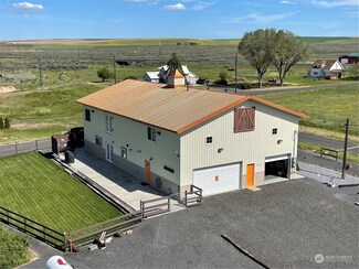 10 E Chestnut St, Almira, WA 99103